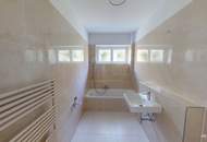 Schöne Dachgeschoßwohnung mit Dachgeschoßausbaupotential