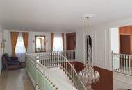 STILVOLL WOHNEN IM HERRENHAUS IN HERRLICHER GRÜNRUHELAGE UNWEIT SCHLOSS GRAFENEGG