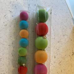 Christbaumkugel-Set Samt bunt, 10 €, Haus, Bau, Garten-Geschirr & Deko in 8510 Stainz Christbaumkugel-Set Samt bunt, 10 €, Haus, Bau, Garten-Geschirr & Deko in 8510 Stainz
