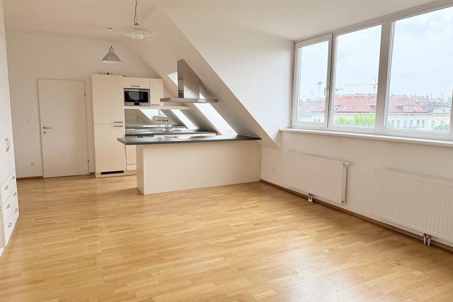 1040! 4 Zimmer Dachgeschoss-Wohnung mit ca. 32 m² großer Terrasse mit traumhaften Fernblick, Wohnung-miete, 2.673,78,€, 1040 Wien 4., Wieden
