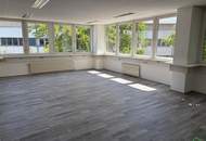 Attraktives Büro direkt an der A22 - 53,26 m² für nur 710,30 € Miete!