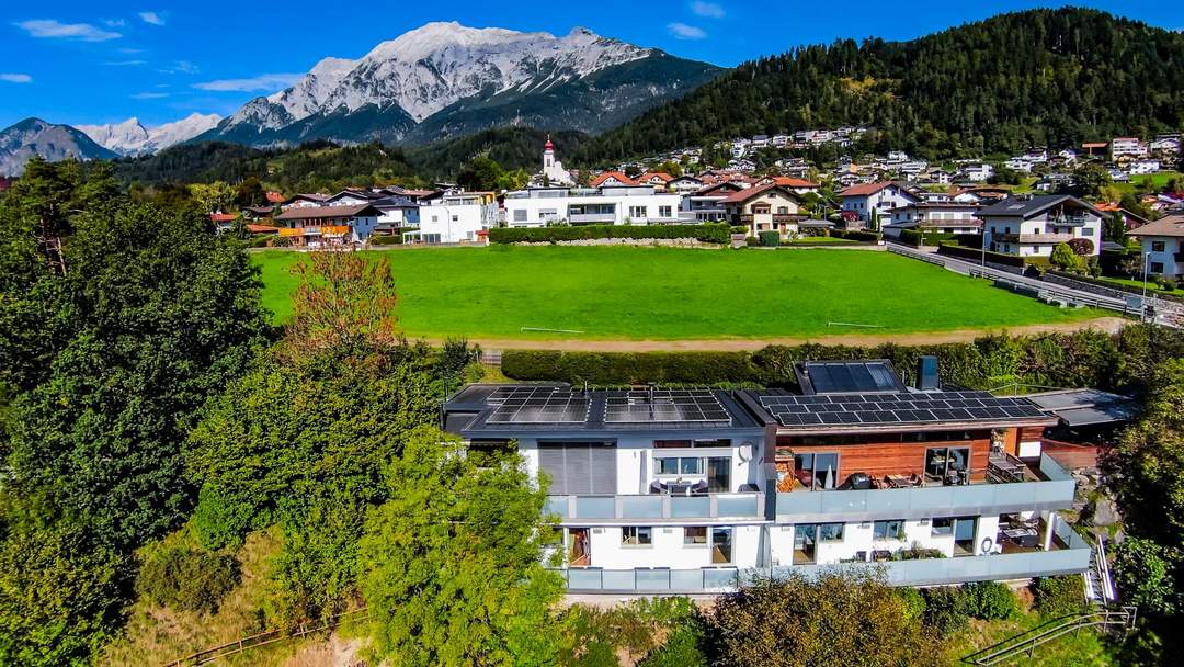 Preisupdate! Charmante Haushälfte in Fritzens mit großzügigen Außenbereichen und gemütlichem Freisitz!