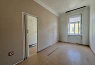 Helle Altbau-Garconniere mit gutem Grundriss!