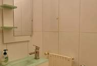 ''Charmante Altbauwohnung - sofort bezugsbereit''