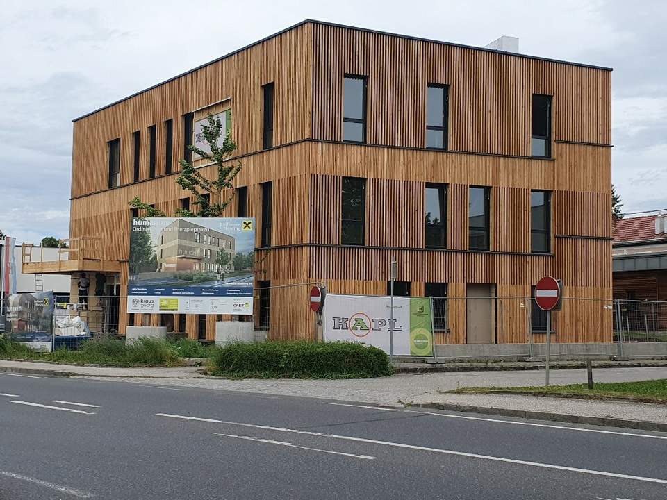 Vermietung Praxisräume im Erdgeschoss Ärztehaus "Humanum" TOP 0-1 Raum 2