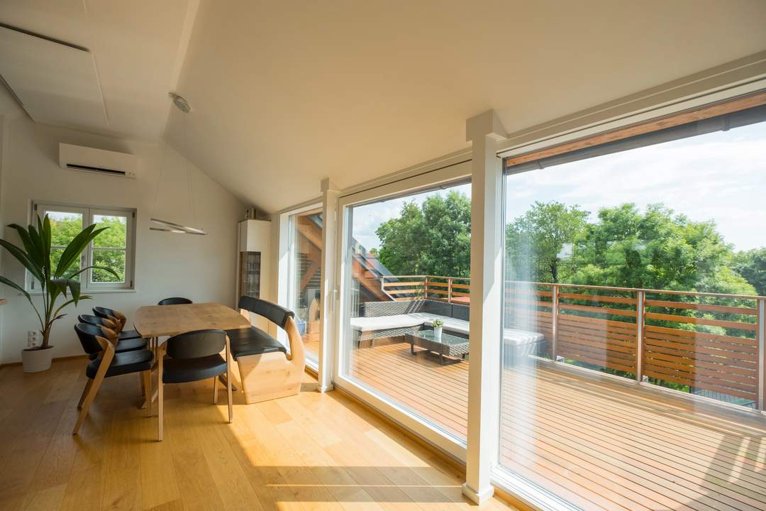 Penthousewohnung mit herrlichem Fernblick (Provisionsfrei)