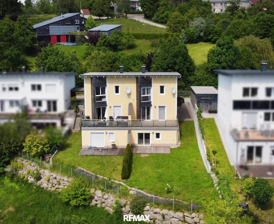 Investment: Schöne Doppelhaushälfte (langfristig vermietet)
