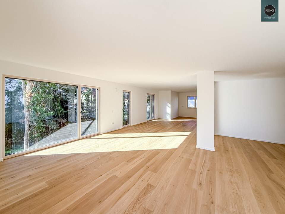 Erstbezug: Etagen - Wohnung mit extra großem Balkon - Naturnahes Wohnen in Wien Hietzing – Exklusives Leben nahe dem Roten Berg!