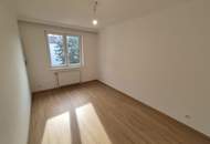 Komplett sanierte und helle 2-Zimmer-Wohnung mit Lift nur 5 Minuten zu Fuß zu U-Bahn und Schnellbahn!