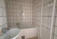 Hof- und westseitige 2-Zimmer-Wohnung im 4. Liftstock zw. Augarten und U6 Jägerstraße