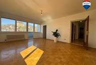 Wohnung mit Schlossblick, drei Schlafzimmern und Garage
