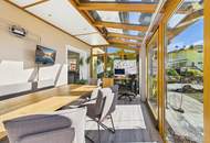 Wohn(t)raum mit unverbauten Panoramablick auf die Sternbergkirche – sonnig und ruhig gelegen