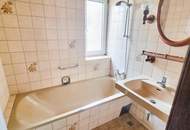 Liebevolle 3-Zi.-Wohnung mit 330 m² Garten!