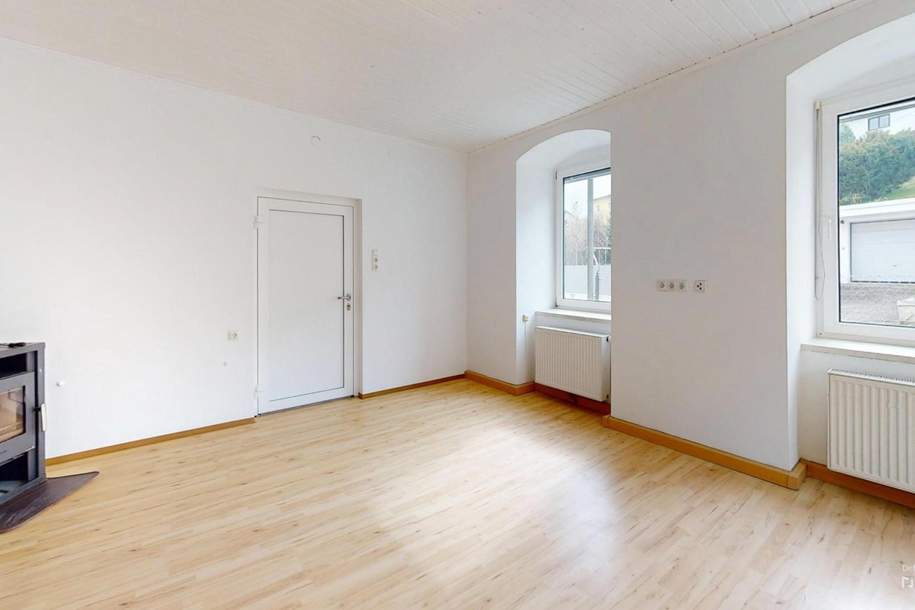 Kompakte Altbauwohnung mit Küche und Garage, Wohnung-miete, 550,00,€, 4073 Linz-Land