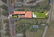 Charmantes Bauernhaus mit großem Grundstück, langgezogenem Hof, 2 Wohnungen und einem Swimmingpool