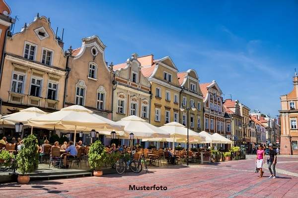 Attraktives Wohn- und Geschäftshaus mit Pension, 3 Wohnungen und Kellerstöckl, Gewerbeobjekt-kauf, 620.000,€, 8282 Hartberg-Fürstenfeld