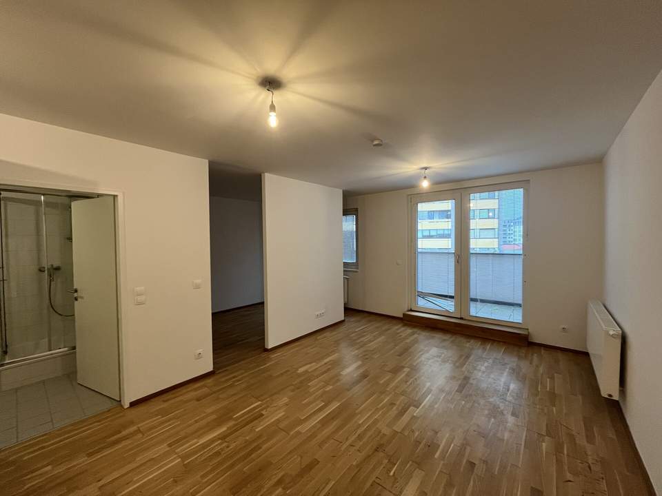 DG Wohnung mit Terrasse