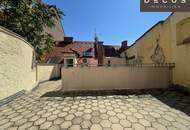 | SONNIGE DACHGESCHOSS-WOHNUNG | ca. 58m² | 3 ZIMMER | MIT ca. 50m² FREIFLÄCHE | 3.OG | SEHR GUTE LAGE | INNENSTADT