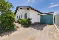 Renovierungsbedürftiger Bungalow mit großem Grundstück