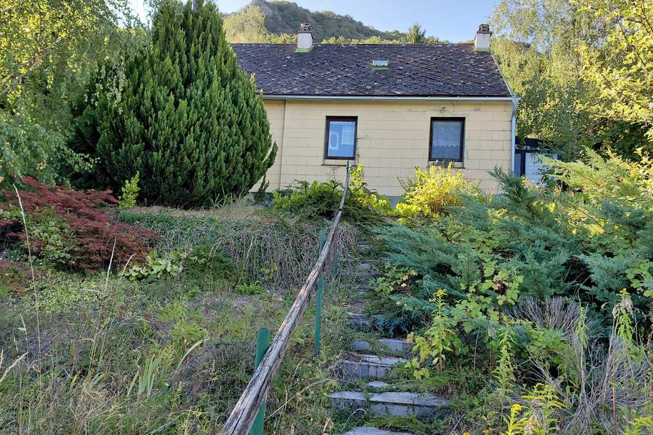 Carnuntumstraße- großer Grund mit Altbestand- Donaublick in Hainburger Bestlage, Grund und Boden-kauf, 599.000,€, 2410 Bruck an der Leitha