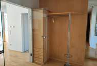 Wohnjuwel mit 4 Zimmern, Balkon und Schlossblick Barrierefrei, in zentraler Lage, mit Tiefgarage und Balkon und vielen Extras!