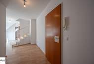 ** Top gepflegte 4 Zimmer Dachgeschoss Wohnung mit Alleinutzung 3er hofseitigen Terrassen - Maisonette Wohnung - Nähe Bahnhof Gersthof ** ab sofort **