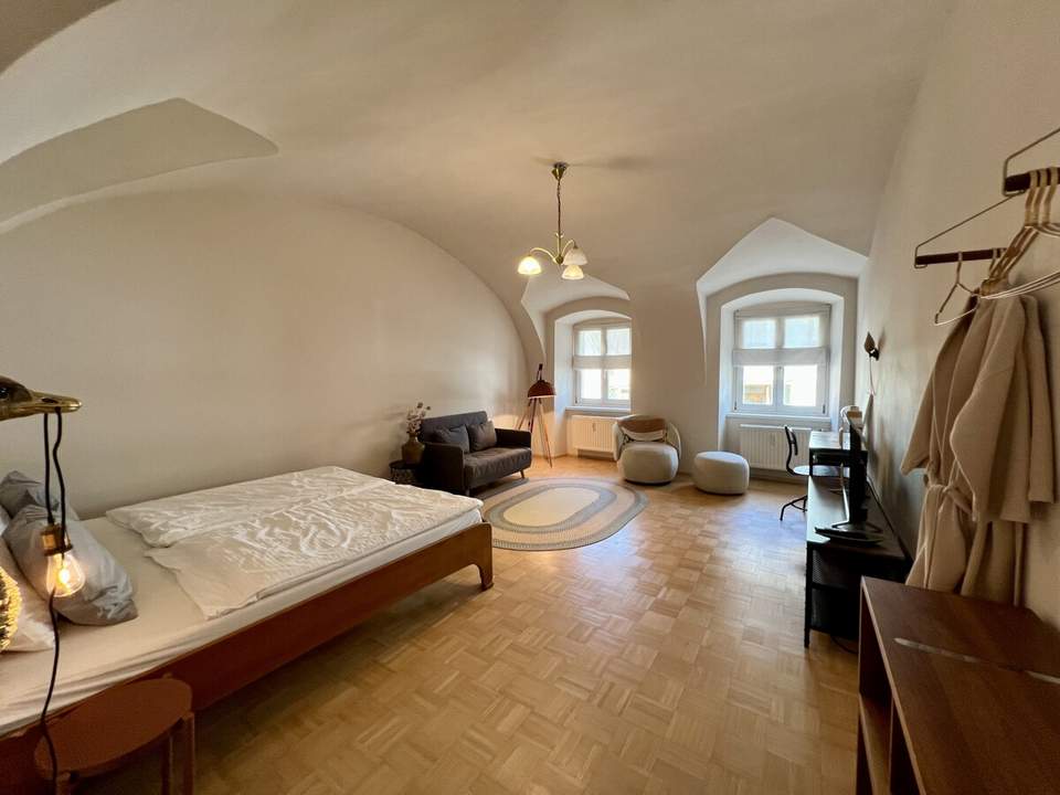 Sanierte 1-Zimmer-Wohnung an der Klöcher Weinstraße - Eigennutzung oder Kurzzeitvermietung möglich!