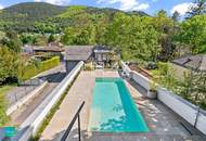 Architekturvilla mit uneinsehbarem Pool und separatem Nebengebäude für Praxis/Ordination/Studio. Wohnen & Arbeiten mit Weitblick!
