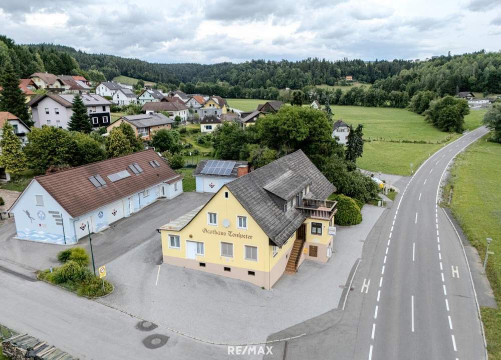 Großzügige Immobilie mit perfekt kombinierbarem Wohnen &amp; Arbeiten