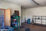Großzügiges Einfamilienhaus mit Werkstatt und Halle