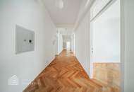 Geräumiges 5-Zimmer Altbau Büro in Toplage