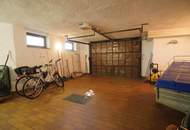 Einzigartiges Haus in Südlage mit unverbaubarem Fernblick auf leichter Hanglage