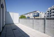 PROVISIONSFREI: FANTASTISCHE DG-WOHNUNG MIT TERRASSE & BALKON
