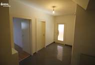 Dachgeschoss, 3 Zimmer, Terrasse, Einbauküche