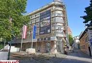 RESERVIERT! Stilvolle Altbauwohnung mit Balkon zur St. Othmar Kirche