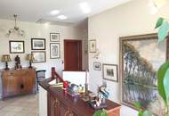 ELITÄRES, BARRIEREFREIES HAUS MIT PERSONENLIFT IN SCHÖNER ZENTRALER AUSSICHTSLAGE