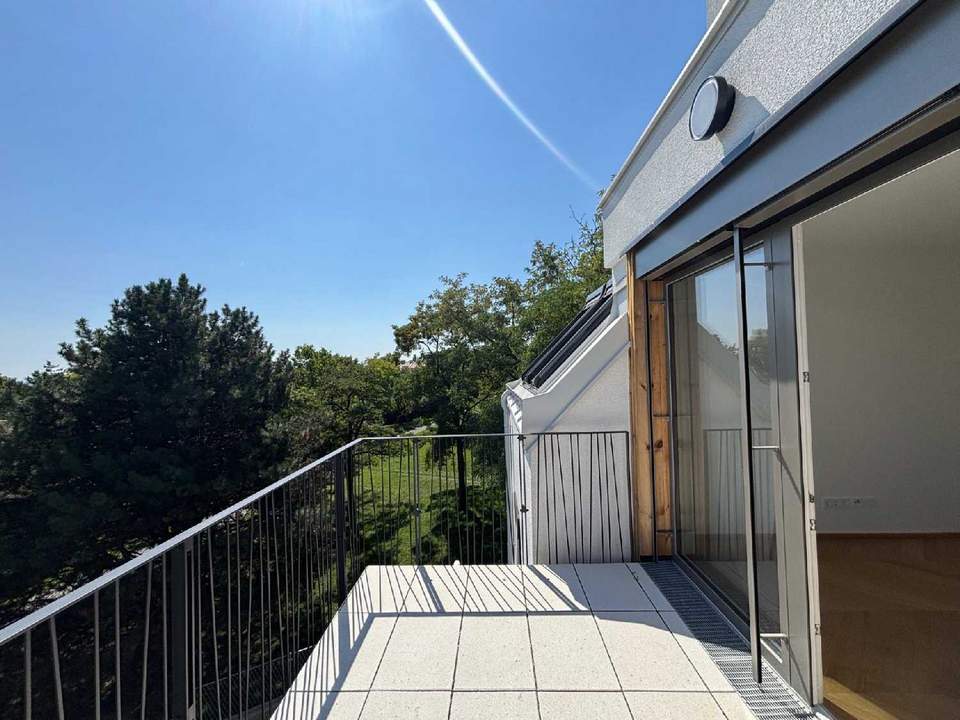 STOCK IM WEG - Maissonette Dachgeschosswohnung mit Balkonen in Wohnidylle
