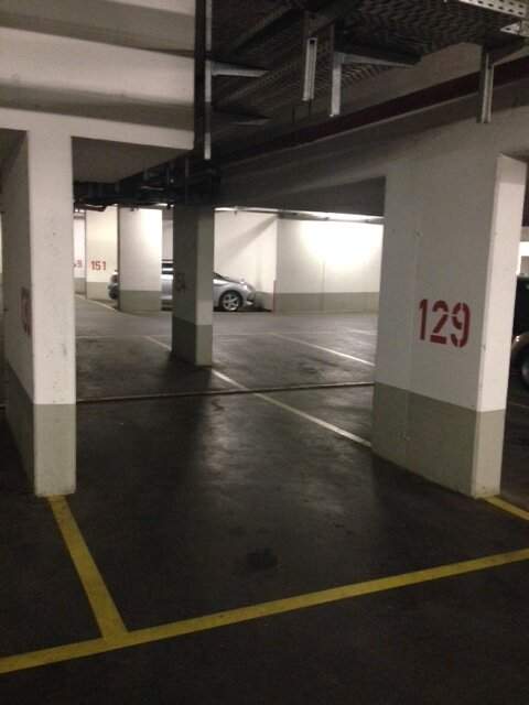 TIEFGARAGENPLATZ NÄHE LASSALLESTRASSE/PRATERSTERN