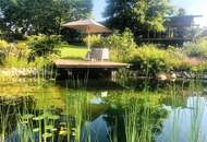 "Ein Unikat im Grünen" - preisgekröntes Architektenhaus mit Schwimmteich, großem Grundstück und Weitblick nahe der Golf- und Thermenregion Stegersbach
