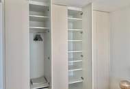 Zwei Zimmer Wohnung,Balkon, Neu Renovierte, Ab Sofort
