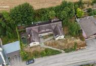 Großzügiges Zweifamilienhaus mit Innenhof, Gewölbekeller und traumhaftem Ausblick