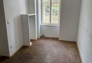 Lage Lage Lage! Einzigartige Villa in idyllischer Lage - Perfektes Renovierungsprojekt in Hinterbrühl!