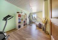 Geräumiges Wohnhaus mit Einliegerwohnung nahe Holzöstersee