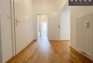 | STILVOLLE 2-ZIMMER-ALTBAUWOHNUNG | 2. OG | ca. 76,21m² | BESTLAGE | HAUPTPLATZ | INNENSTADT