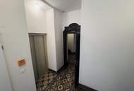 Charmantes 2-Zimmer Altbau-Schmuckstück mit Balkon