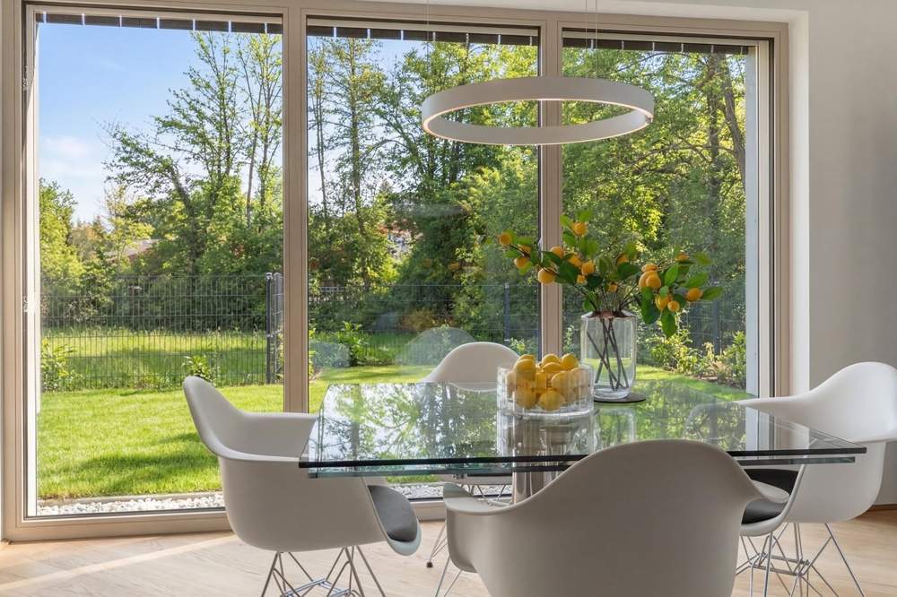 Neuwertige Gartenwohnung im Zentrum mit Grünblick