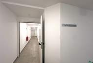 Moderne 2-Zimmer-DG-Wohnung mit sehr guter Anbindung