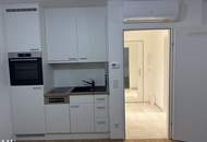 Neuwertige Dachgeschoßwohnung mit Klima und Balkon