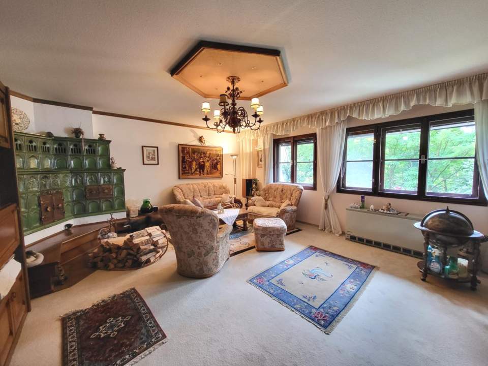 RUHIGE 4-ZIMMERWOHNUNG IN ZENTRUMSNÄHE