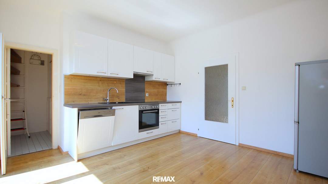 Zentrale 3,5-Zimmer-Wohnung mit Balkon und perfekter Infrastruktur